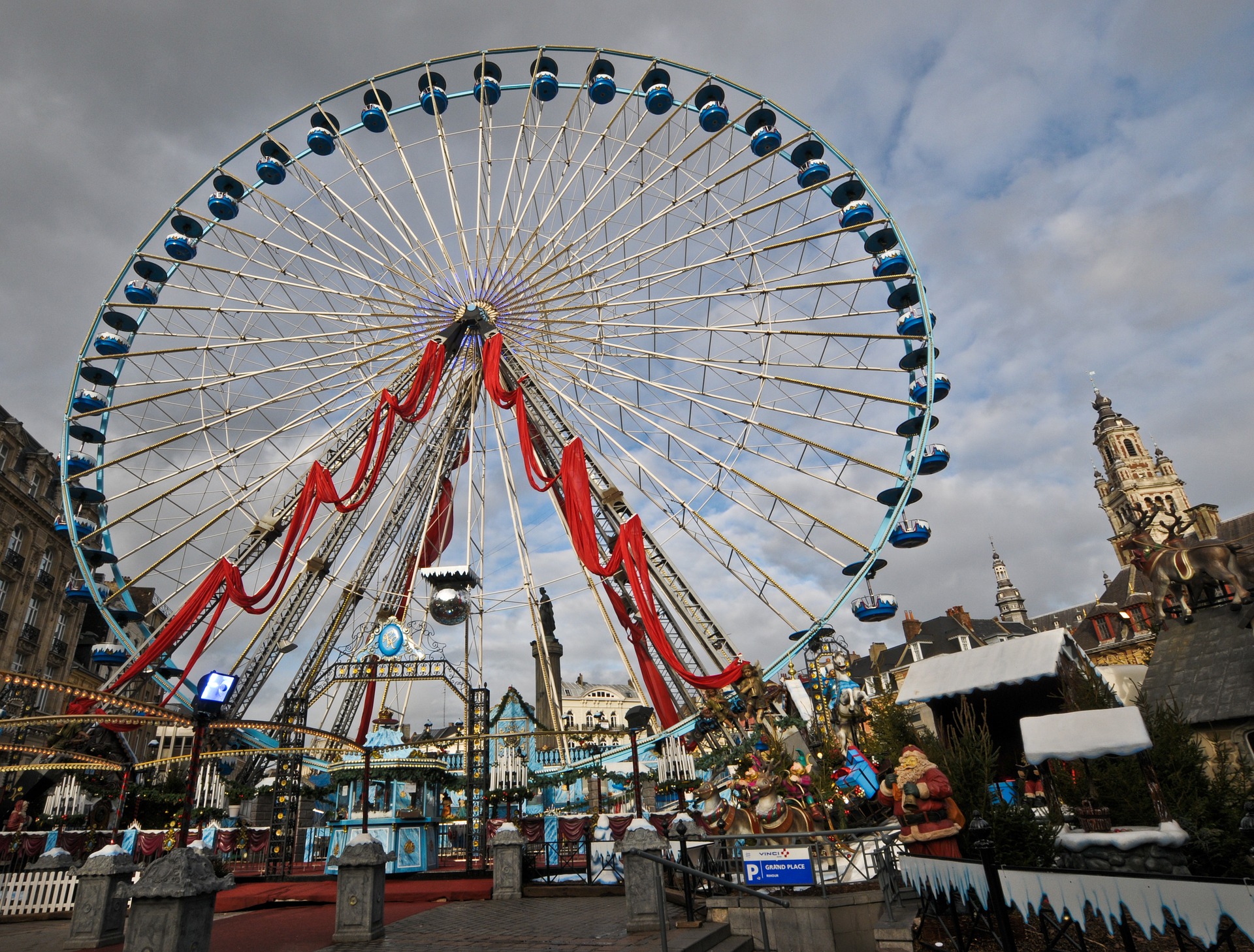 NOËL Découvrez la Grande Roue de Lille  - Ça drache en Nord